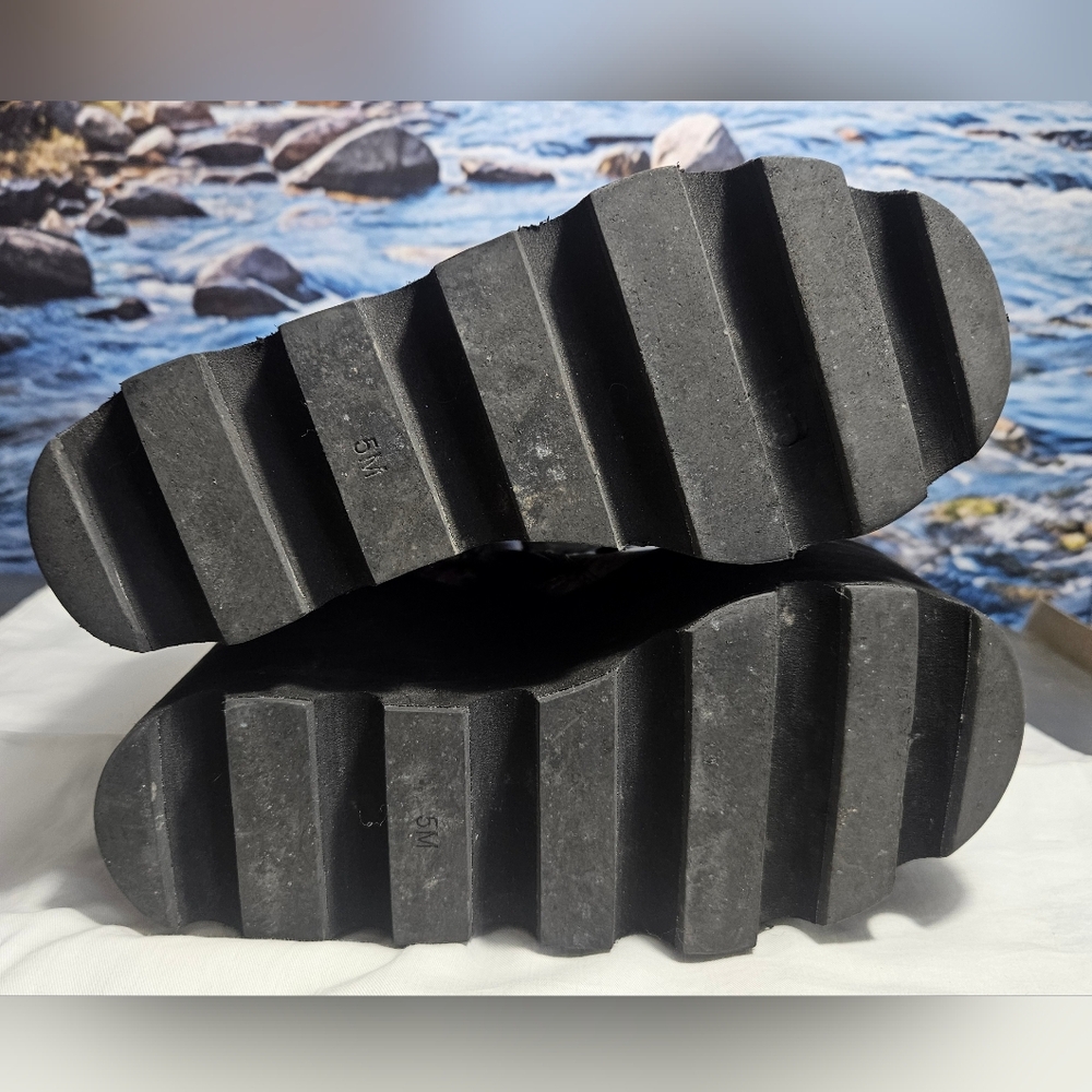 Dolls Kill ClubExx Vibrant Acid Sunrise Tie-Dye Lace Up‎ Platform Boots, 5 - Picture 7 of 9